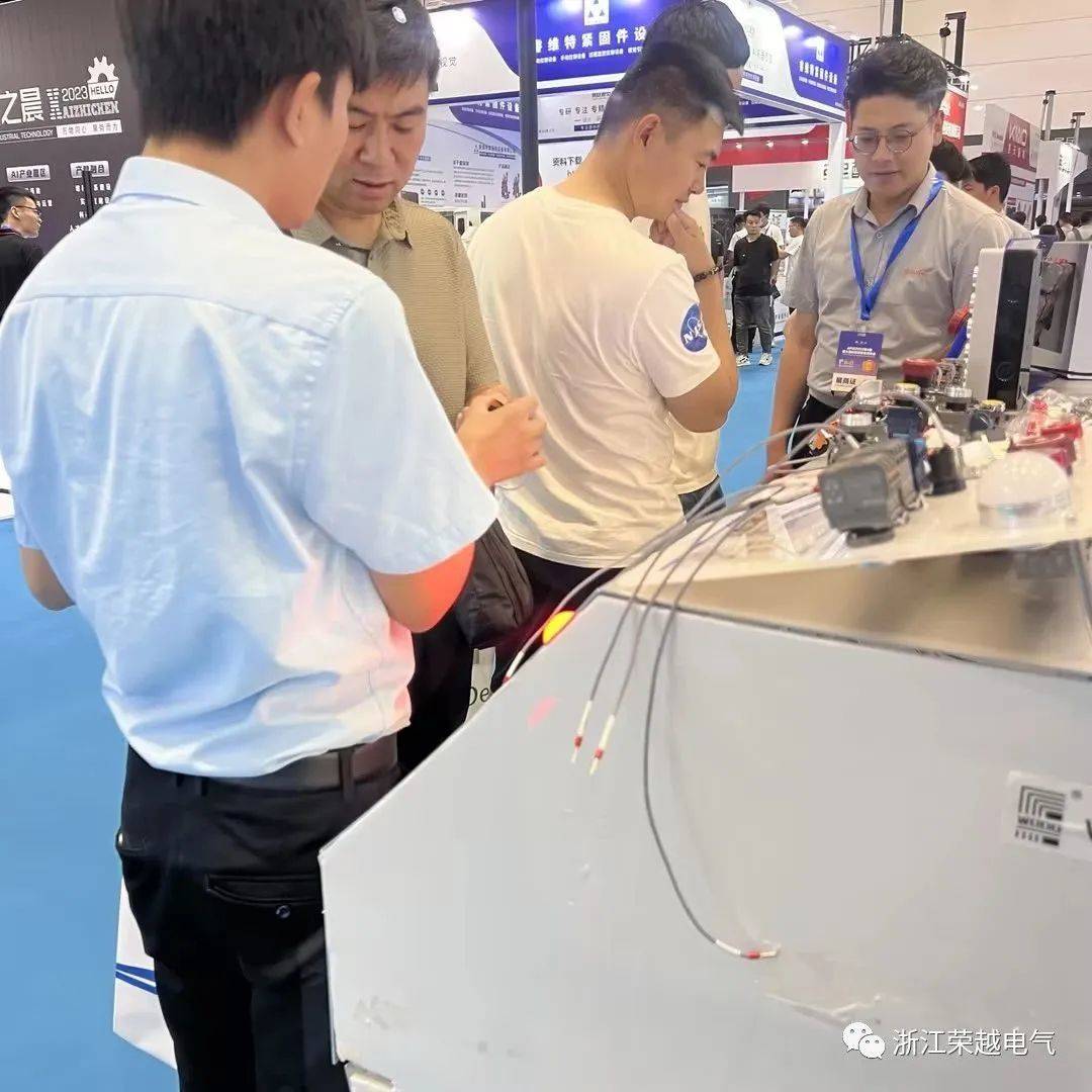 Meet in Qingdao, enjoy the beach and beer, and experience the Asia Pacific international intelligent equipment!